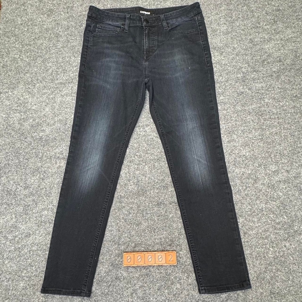 Express Skinny Jeans. Some stains/ paint. Size 34/30.